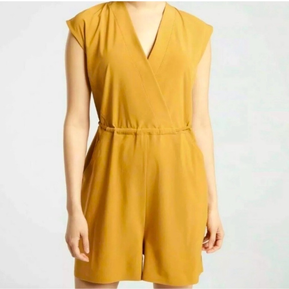Athleta Marlow Romper Tuscan Gold Size Small